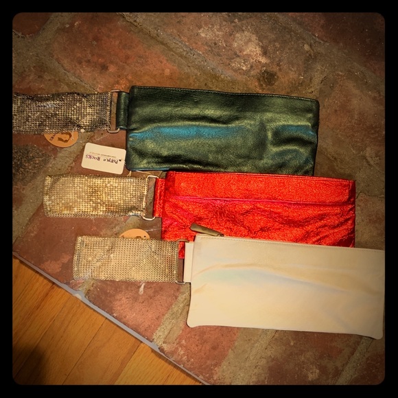 Georgie Alexander Leather Wristlet Clutch - Picture 1 of 8